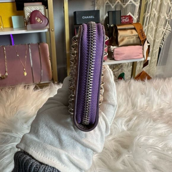 Rare Christian Louboutin Spike studds Round zipper long wallet - Picture 8 of 17